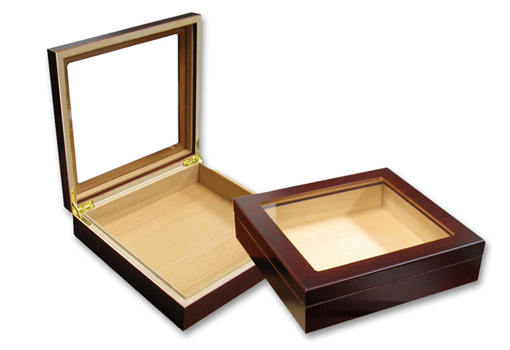''Chateau Glasstop - 20 Count Cherry Glasstop
   CIGAR Humidor w/ Humidifier
   Retail Price: $23.90''